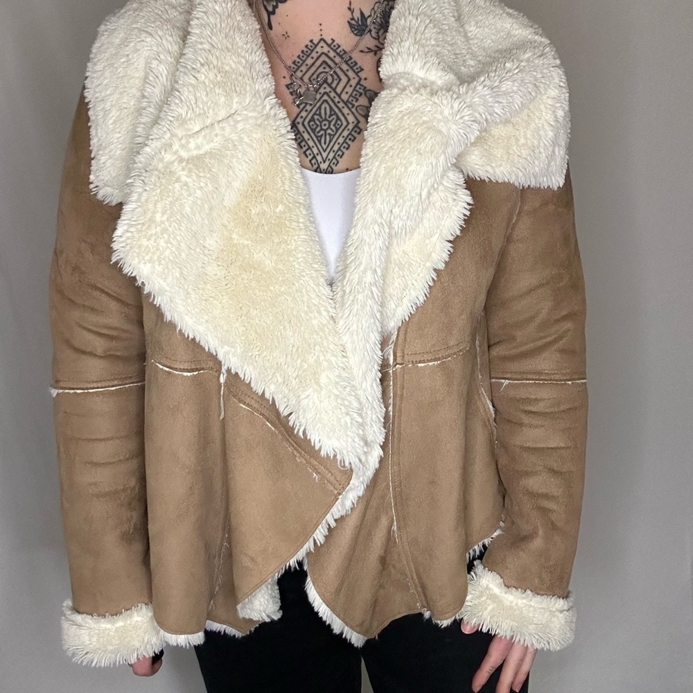 Women's Cozy Tan and Cream Teddy Jacket